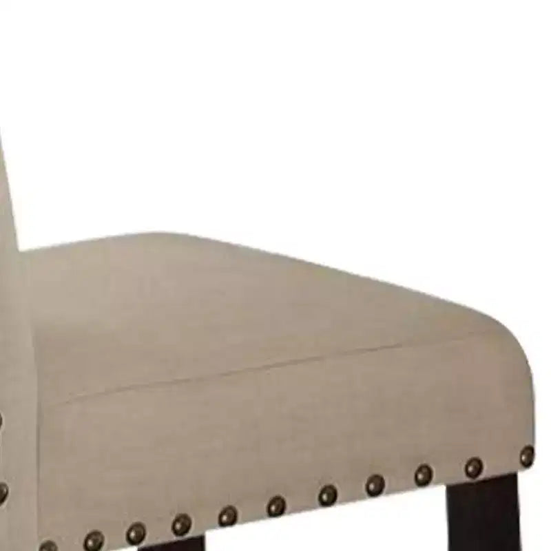 Set di 2 sgabelli da 25" da bancone e bar, lino beige/finitura rovere scuro anticato: seduta imbottita, borchie decorative, struttura in metallo